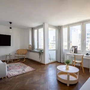  Apartament Concierge Center View
